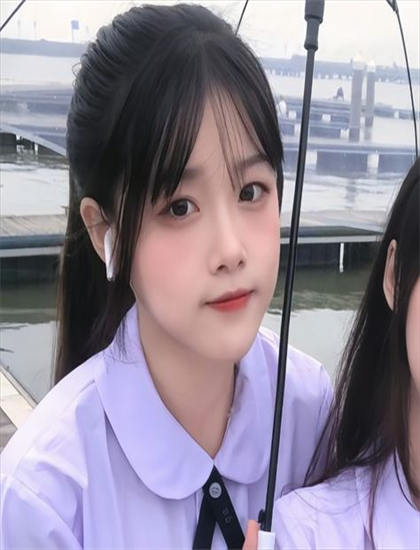 表演艺术《高分少女 第二季》：探索群像表演的整体效果与个体特色 感受表演的情感力量